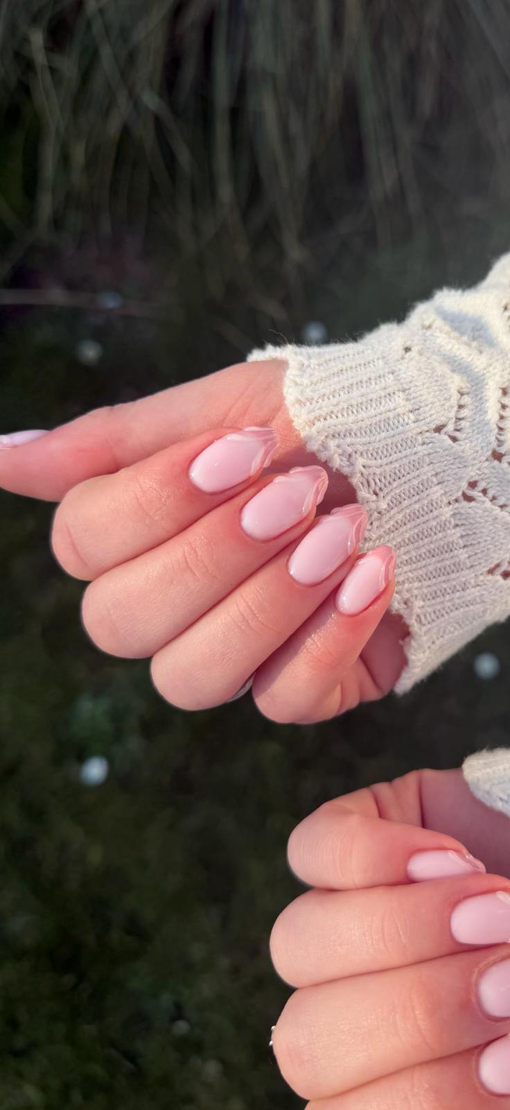 Gainage sur ongles naturels réalisé chez IGLAM